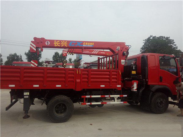 長興5噸三環(huán)隨車吊（5噸隨車起重運(yùn)輸車）