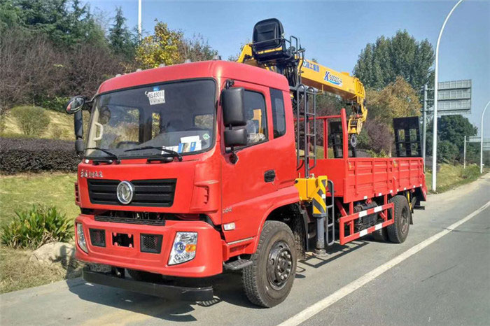 東風(fēng)專底6×2徐工8噸隨車吊帶爬梯圖片