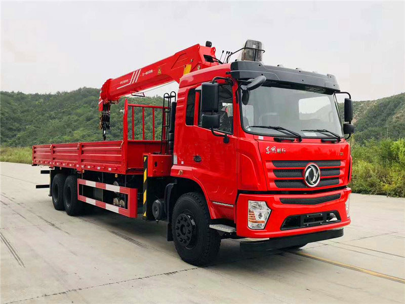 三一14噸SPS35000隨車(chē)吊起重參數(shù)