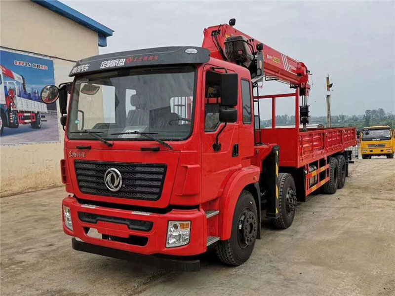 三一14噸SPS35000隨車(chē)吊起重參數(shù)