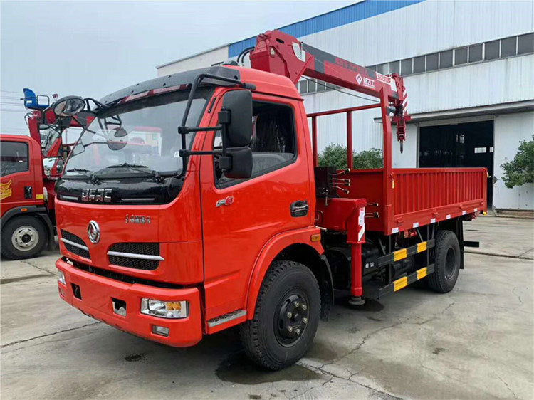 藍牌隨車吊底盤哪個品牌好？