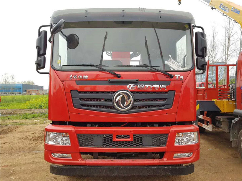 拉移動活動房用什么樣的隨車吊車？