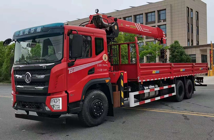 三一12噸SPS30000隨車起重機(jī)參數(shù)介紹