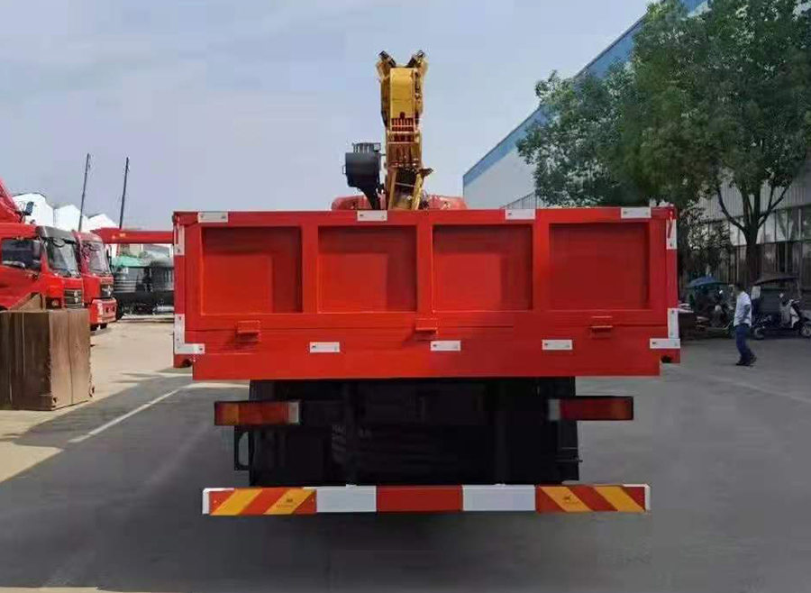 東風(fēng)天龍徐工14噸隨車吊