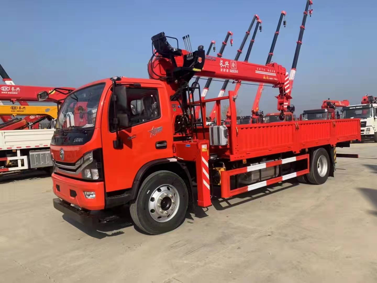 東風(fēng)8噸隨車吊 整車特價(jià)23萬