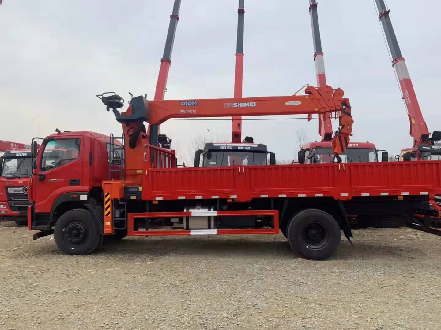 福田瑞沃8噸隨車(chē)吊 石煤直臂吊機(jī)