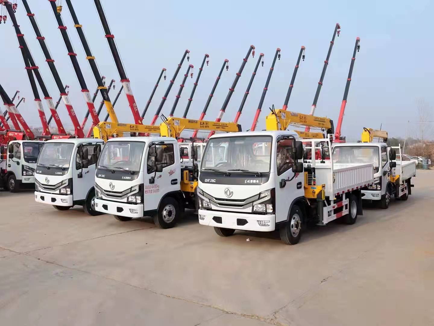 藍(lán)牌隨車(chē)吊絕命時(shí)刻 喋血力推