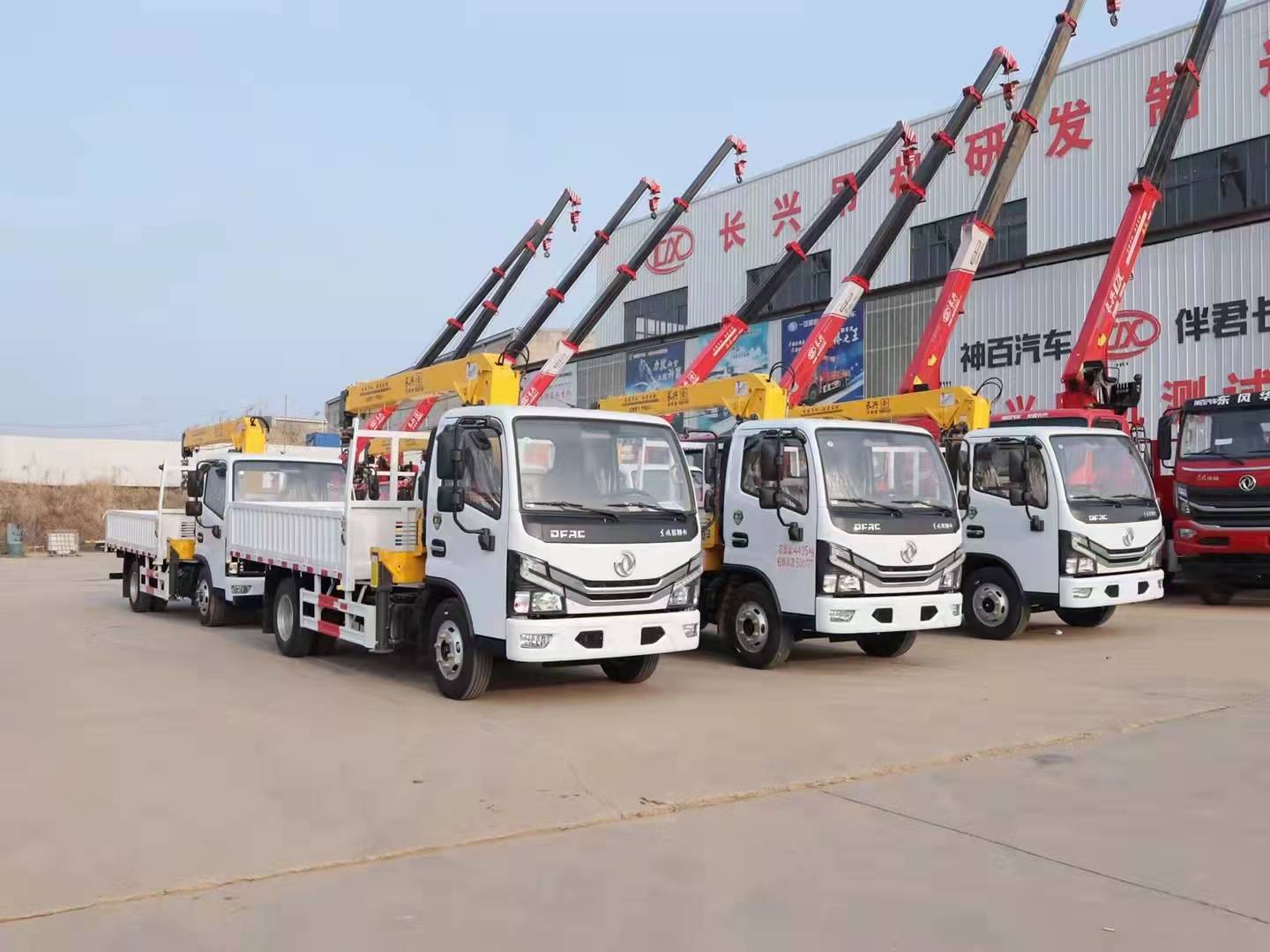 藍(lán)牌隨車(chē)吊絕命時(shí)刻 喋血力推